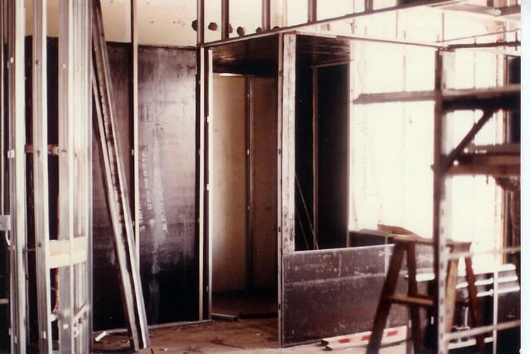 All-steel interior wall construction during Florida Intervault build-out